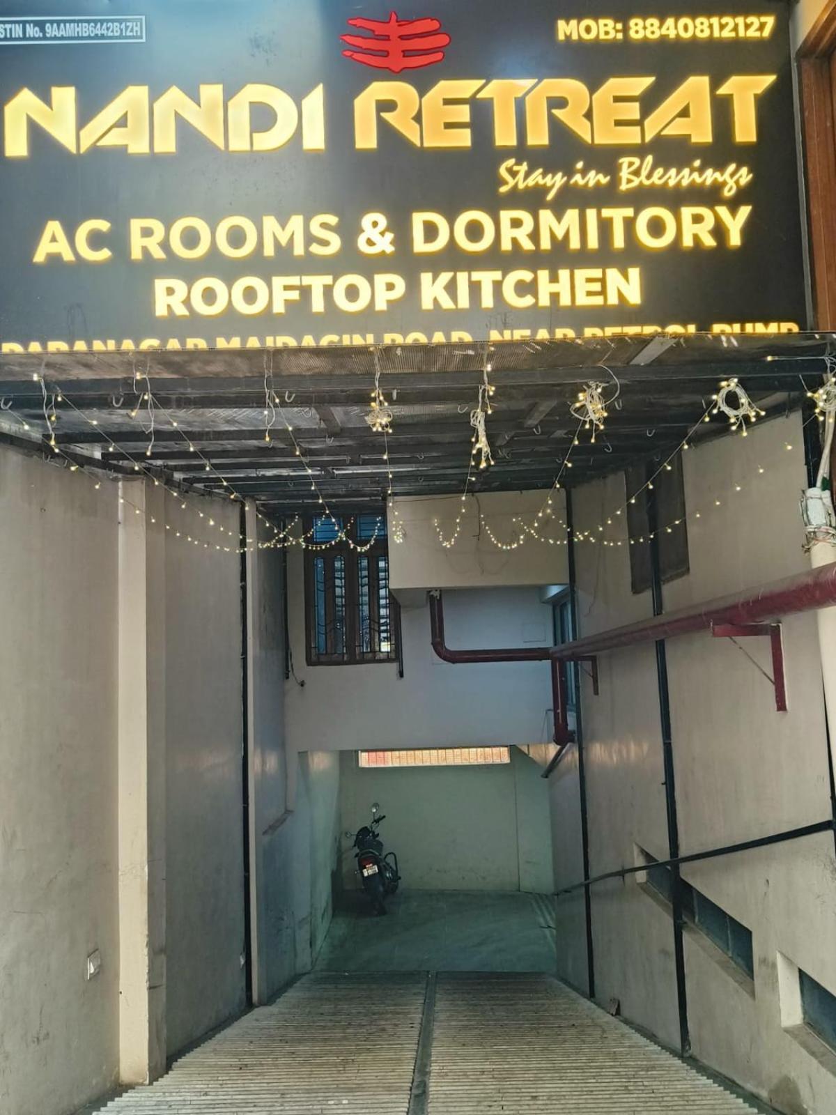 Nandi Retreat Homestay Varanasi Exterior foto
